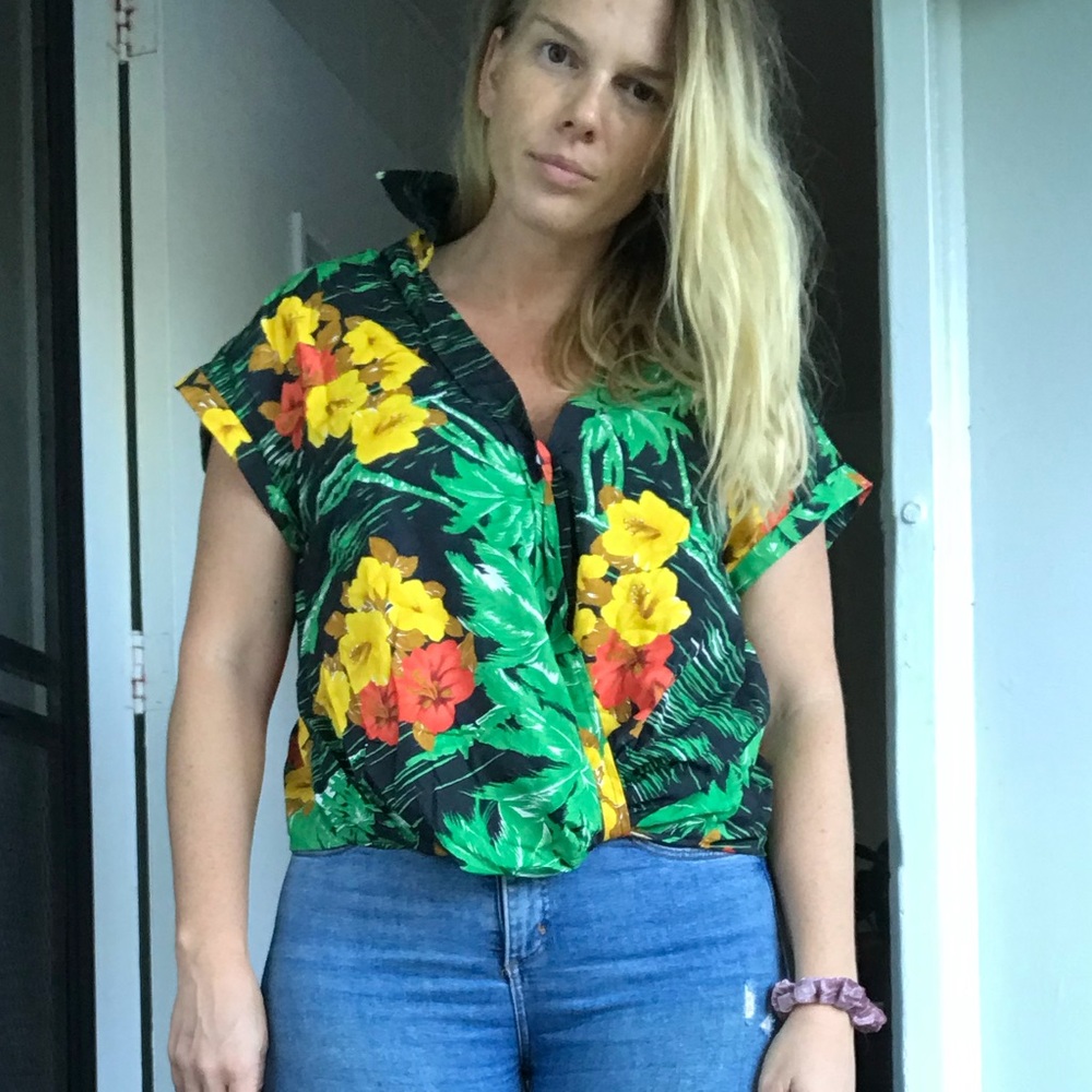 Zara Hawaiian Flower print blouse
